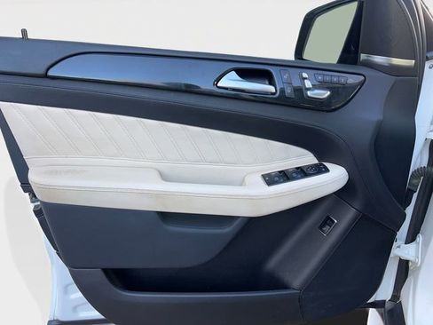 Used 2018 Mercedes-Benz GLE 43 AMG 4MATIC image 9