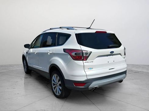 Used 2017 Ford Escape Titanium image 3
