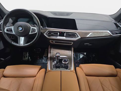 Certified 2023 BMW X5 xDrive40i w/ M Sport Package image 9