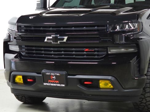 Used 2020 Chevrolet Silverado 1500 RST AWD/4WD image 2