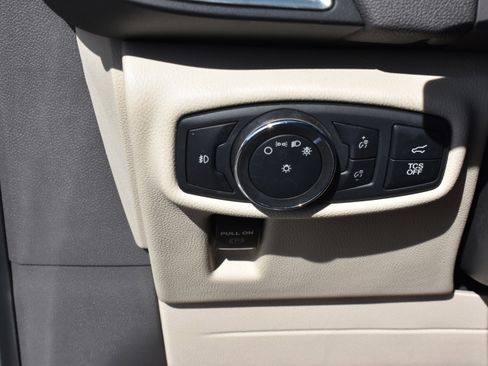 Used 2020 Lincoln Nautilus Reserve image 16