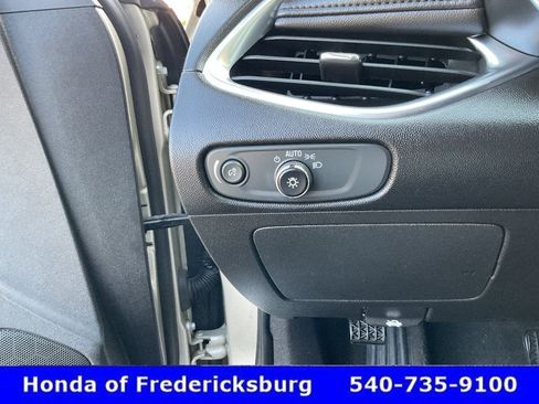 Used 2016 Chevrolet Malibu LT w/ Leather Package FWD image 37