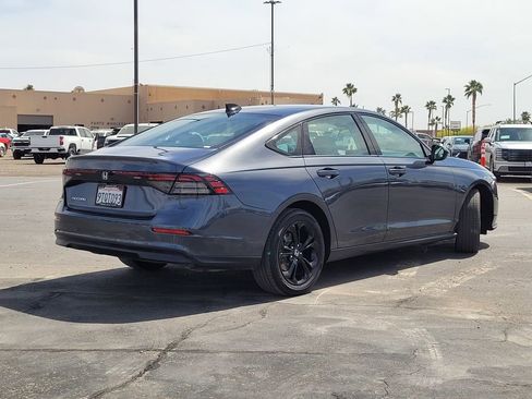 Used 2025 Honda Accord SE image 4
