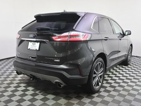 Used 2019 Ford Edge Titanium w/ Equipment Group 301A AWD/4WD image 6