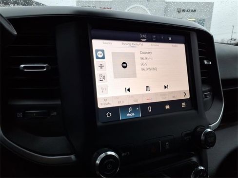 Used 2024 RAM 2500 Big Horn image 20