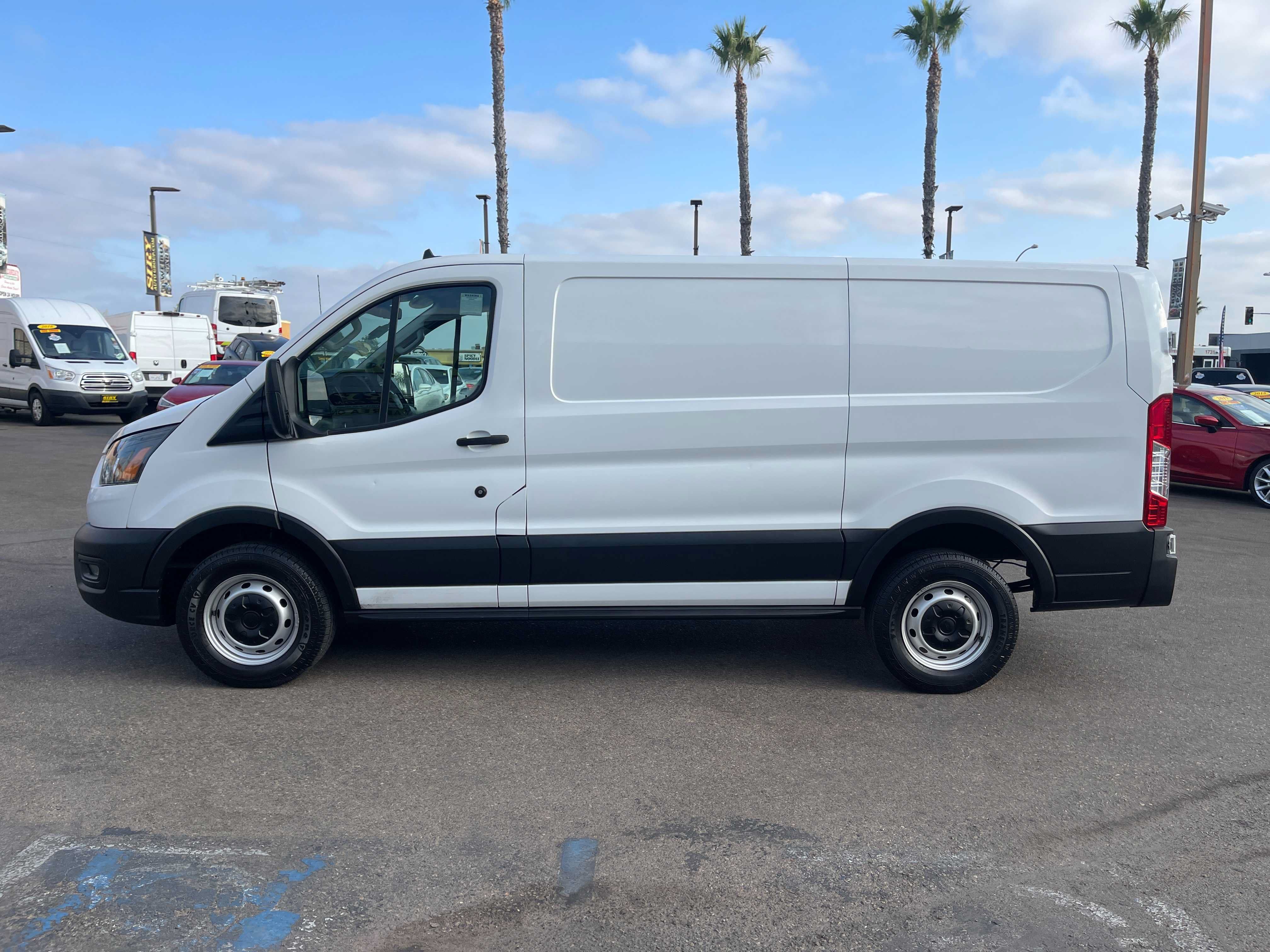 Used 2020 Ford Transit 250 Low Roof RWD image 6