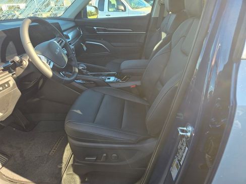 New 2025 Kia Telluride S image 6