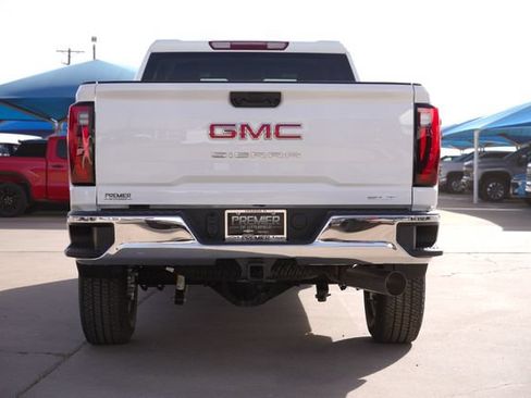 New 2026 GMC Sierra 2500 SLT AWD/4WD image 5