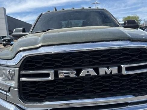 Used 2021 RAM 2500 Tradesman w/ Chrome Appearance Group image 7