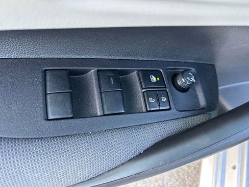 Used 2025 Toyota Corolla LE image 16