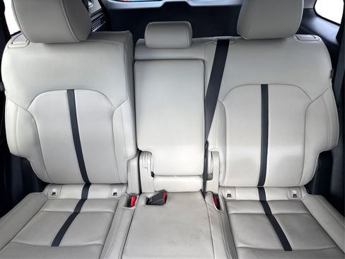 Used 2024 MAZDA CX-90 3.3 Turbo w/ Preferred Plus image 20