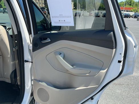Used 2018 Ford Escape Titanium w/ Ford Safe & Smart Package AWD/4WD image 32