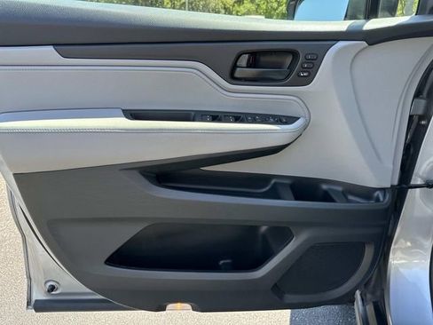 Used 2020 Honda Odyssey EX-L image 18