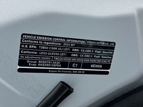 Used 2024 Nissan Rogue S FWD image 20