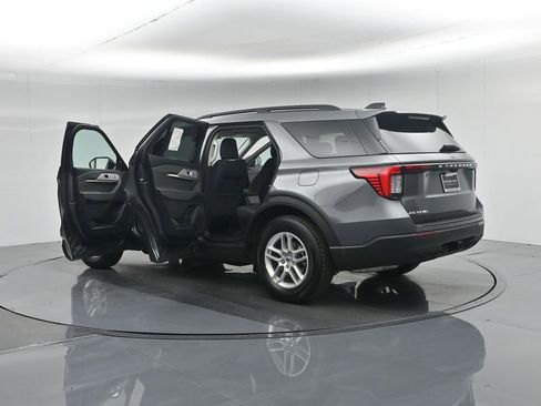 New 2026 Ford Explorer Active image 34