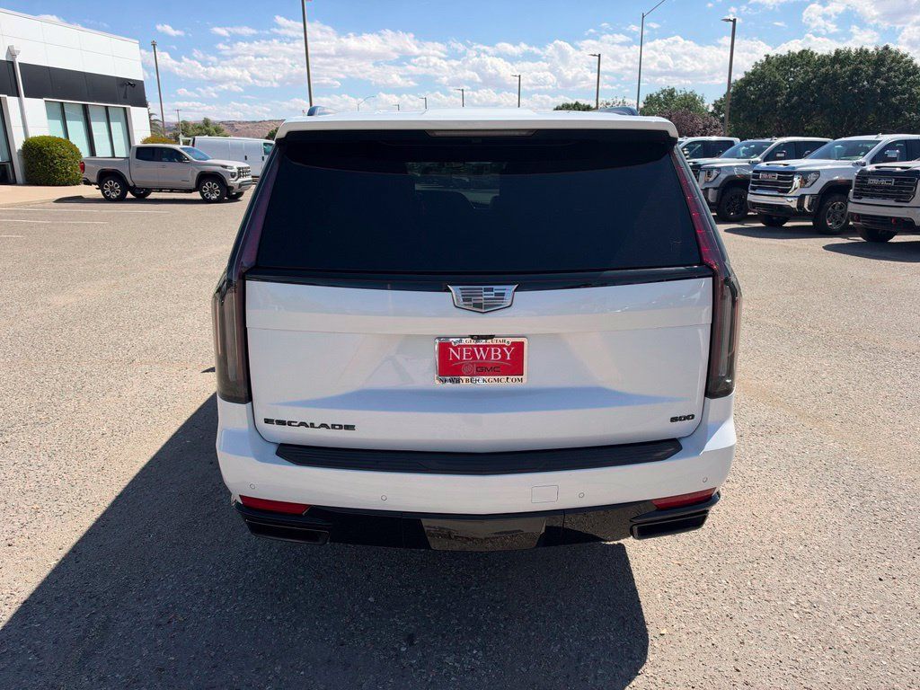 Used 2022 Cadillac Escalade ESV Sport w/ Touring Package AWD/4WD image 6