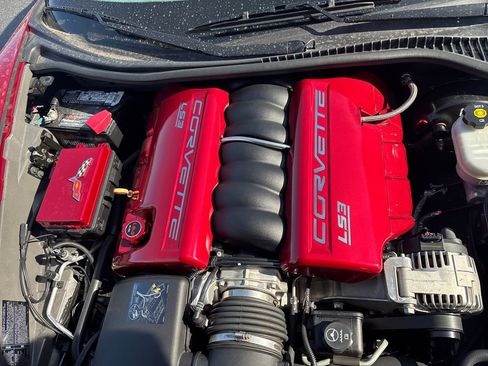 Used 2008 Chevrolet Corvette Coupe w/ Preferred Equipment Group RWD image 31