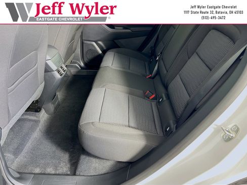 New 2026 Chevrolet Equinox LT FWD image 5