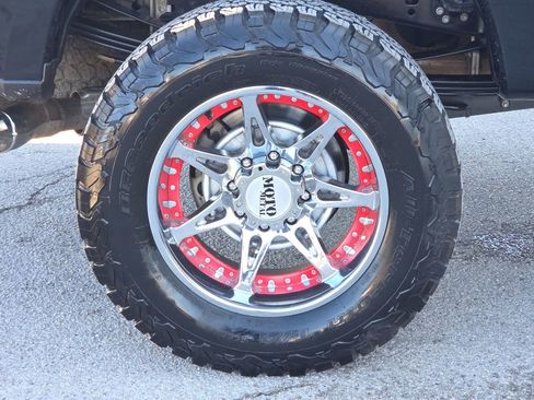 Used 2017 Ford F350 Platinum w/ FX4 Off-Road Package image 9