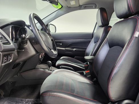 Used 2024 Mitsubishi Outlander Sport SE AWD/4WD image 11