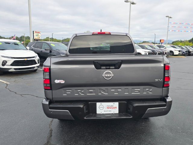 Certified 2024 Nissan Frontier SV w/ Technology Package RWD image 4