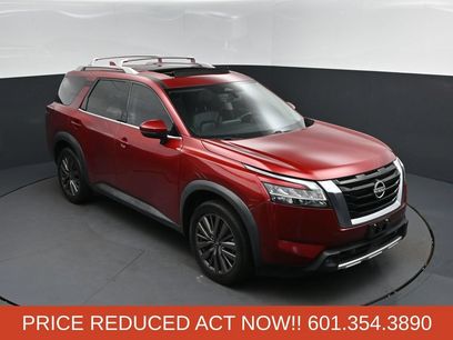 Used 2023 Nissan Pathfinder SL w/ SL Premium Package