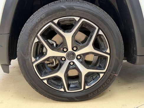 Used 2025 Jeep Compass Limited AWD/4WD image 26