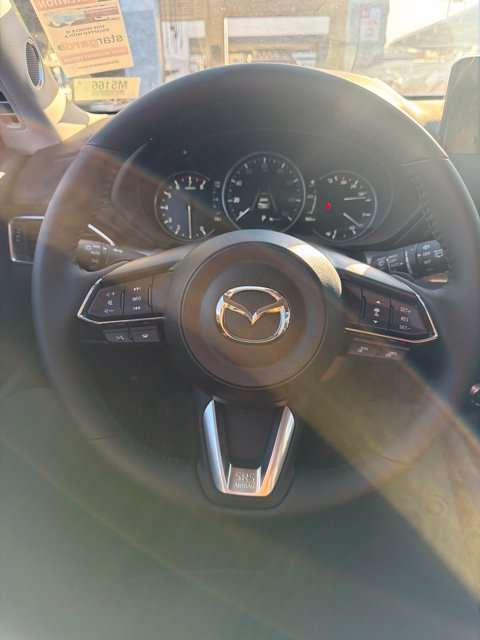 Certified 2025 MAZDA CX-5 AWD 2.5 S w/ Premium Plus Pkg image 4