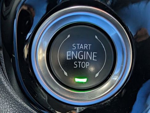 Used 2025 Chevrolet Silverado 2500 LT image 24