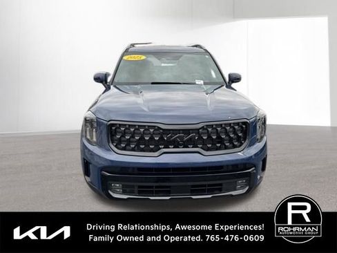 Used 2025 Kia Telluride SX Prestige X-Line image 2