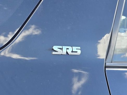 Used 2016 Toyota 4Runner SR5 RWD image 4