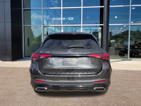Used 2025 Mercedes-Benz GLC 300 image 5