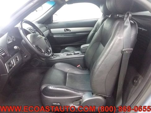 Used 2005 Ford Thunderbird Deluxe image 10