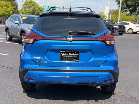 Used 2023 Nissan Kicks SR w/ SR Premium Package FWD image 10