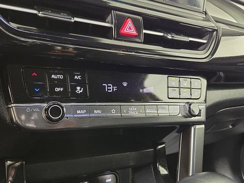 Certified 2025 Kia Seltos S image 21