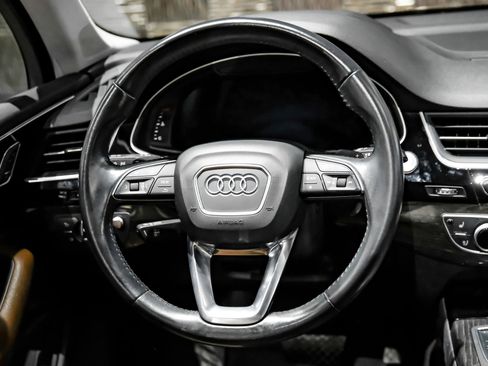 Used 2017 Audi Q7 3.0T Prestige image 16