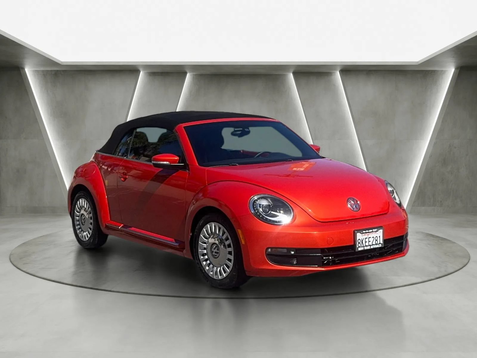 Used 2016 Volkswagen Beetle 1.8T SEL FWD image 2