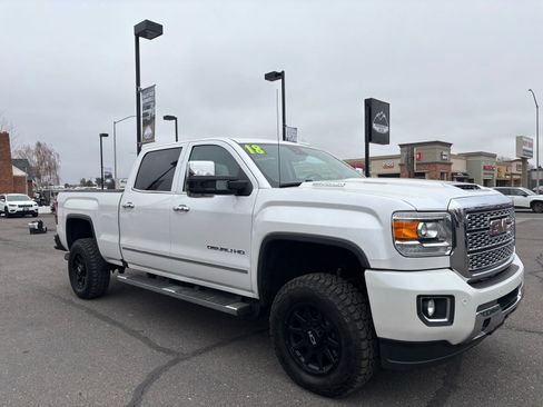 Used 2018 GMC Sierra 3500 Denali w/ Suspension Package, Off-Road AWD/4WD image 1