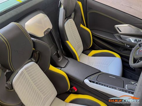 Used 2022 Chevrolet Corvette Stingray Premium Conv RWD image 33