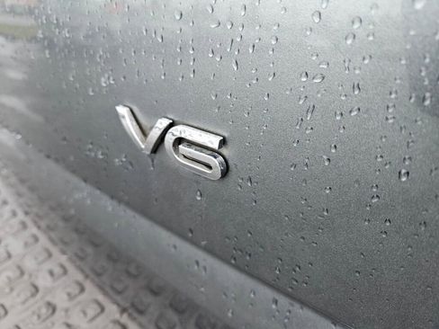 Used 2007 Saturn Vue Base w/ Leather Appointments Pkg image 10