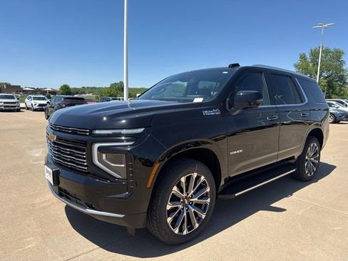 New 2026 Chevrolet Tahoe High Country w/ Sun And Tow Package AWD/4WD image 5