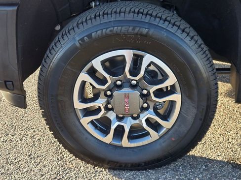 New 2025 GMC Sierra 2500 SLE w/ SLE Value Package; image 7