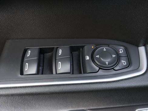 Used 2024 Chevrolet Silverado 1500 LT Trail Boss image 31