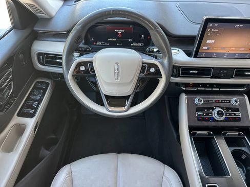 Used 2023 Lincoln Aviator Reserve w/ Equipment Group 201A RWD image 15
