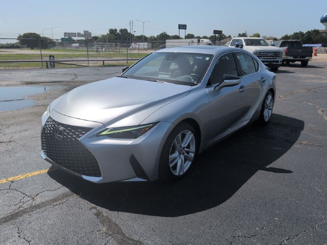 Used 2023 Lexus IS 300 w/ Comfort Package RWD image 3