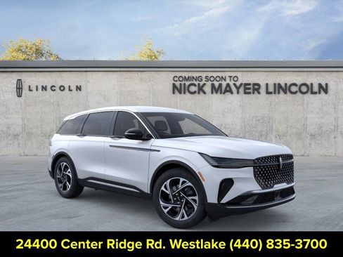New 2026 Lincoln Nautilus Premier AWD/4WD image 7