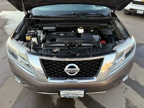 Used 2015 Nissan Pathfinder Platinum image 41