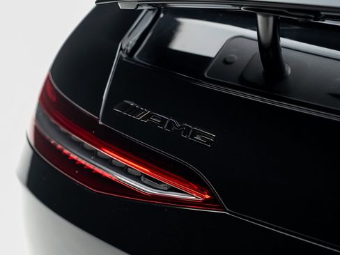 Used 2022 Mercedes-Benz AMG GT 43 image 32