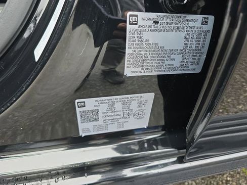 Certified 2022 GMC Sierra 3500 Denali image 40