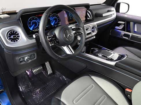 Used 2025 Mercedes-Benz G 580 w/ EQ Technology image 12